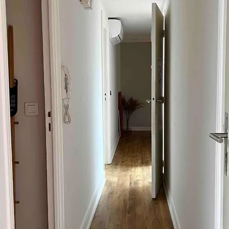 Large, Quiet, Family-friendly Floor Duplex Appartamento